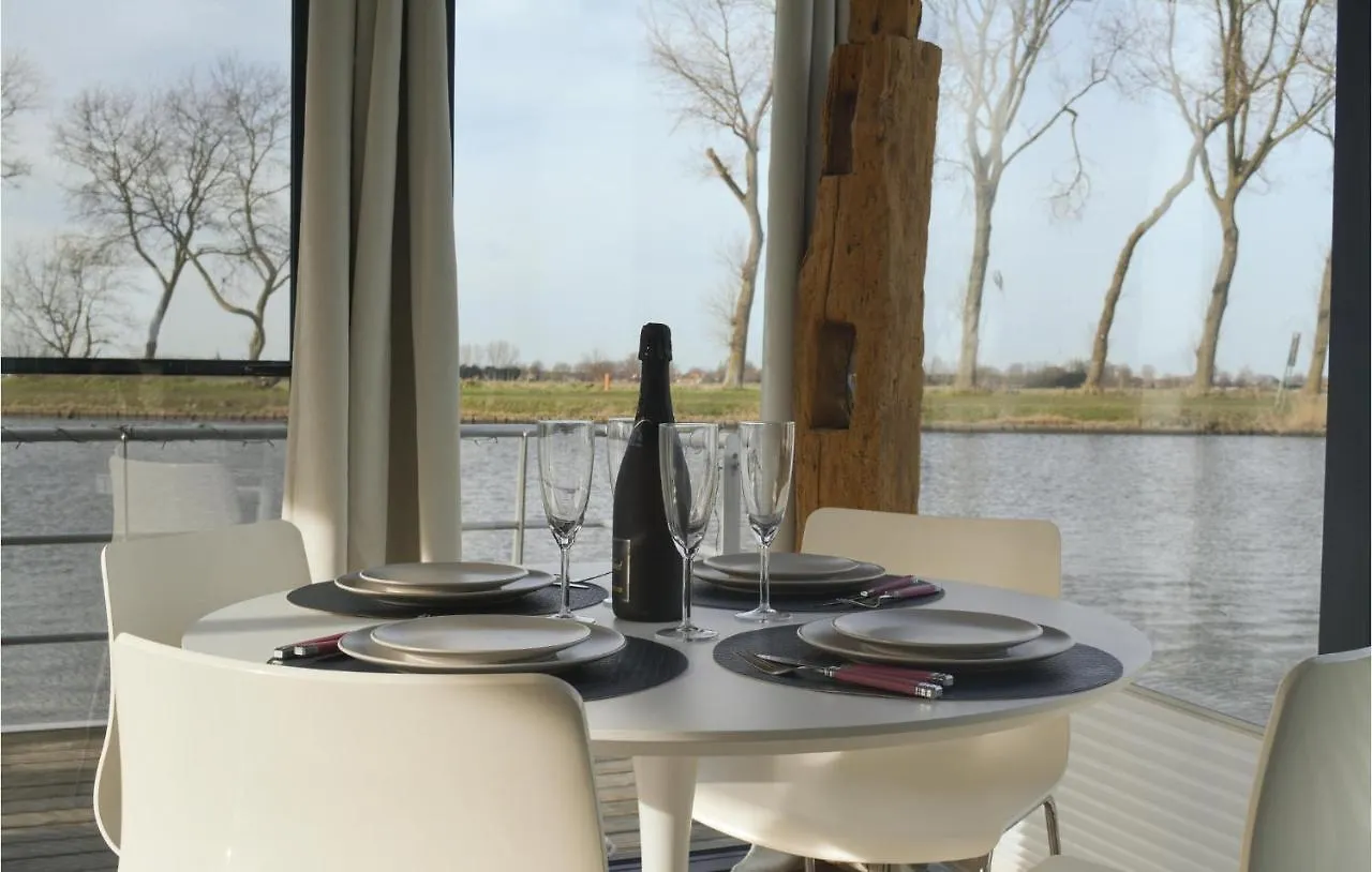 ***** Båthotell Houseboat Escapade Hotell Nieuwpoort Belgien